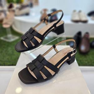 허시파피 세이브존07 여성 4CM 경량 논슬립 청키힐 샌들 3FR021