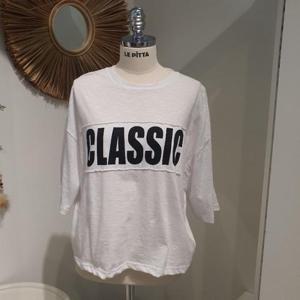 르피타 HC06 클래식 패치 티셔츠(화이트) L252UTS514