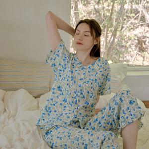 라페어 워터 그린 핀턱 카라 셋업 LWMDAST0400-GR