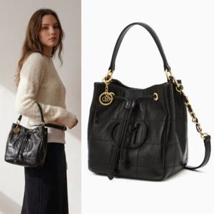 [헤지스] 블랙 퀼팅 소가죽 복조리 크로스백 HIWA6E765BK