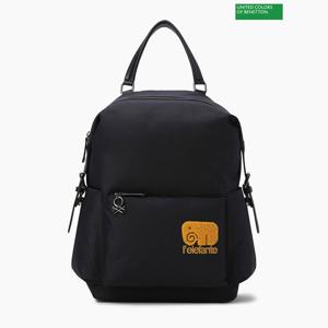 베네통 부클 자수 포인트 나일론 백팩 BCBGA4611