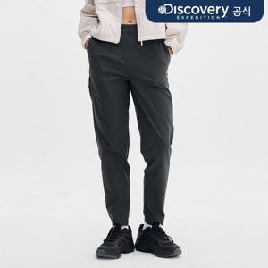 [디스커버리] 여성 하이스트레치 하프조거 카고팬츠 (D.GREY) DWPT26051-DGS