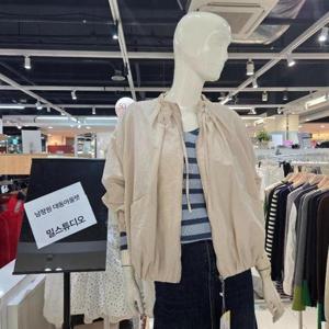 밀스튜디오 DP02 목선밑단셔링차이나점퍼 LS3JPS108