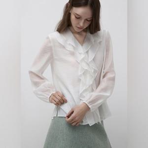 잇미샤 브이넥 프릴 블라우스 ITQ2WBL730