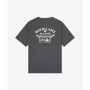 뉴발란스 NEW BALANCE NBNEG2A033 UNI NB 서울 기와 익스클루시브 반팔티 (CHARCOAL) NBNEG2A033_60 451442