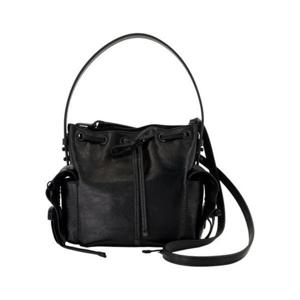 라프리마 아크네 스튜디오 멀티 포켓 미니 버킷 백 A10471 900