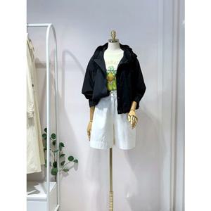 [올리브데올리브] 올리브데올리브 (OW5ML3010) 핀턱 와이드 버뮤다 팬츠 OW5ML301