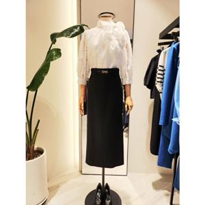 [모조에스핀] 볼륨 소매 리본 블라우스 (J253XSC008) J253XSC008