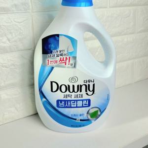 다우니 세탁세제 겸용 1.9L 프레시클린