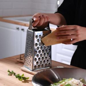 까사니 치즈 그레이터 4in1 슬라이서 강판 채칼 주방강판 조리용강판 그라인더 주방글라인더 그레이터 치즈