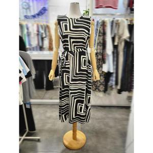 밸리걸 세이브존01 패턴 민소매 벨티드 롱원피스 821271