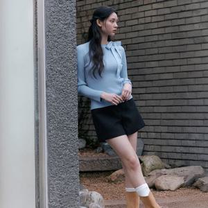 [잇미샤] 26 S S 사이드넥 리본 니트 풀오버 ITQ2ZPO790 ITQ2ZPO790