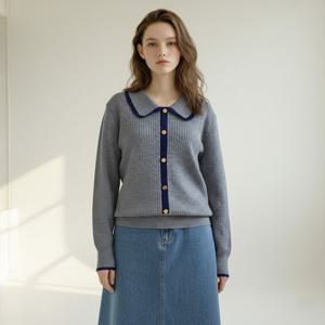 [포커스]골지 배색 카라 니트 FS6A3KT3008