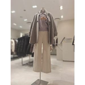 [쉬즈미스] 쉬즈미스 (SWHCTP42220) 토글 버튼 하이넥 하프 코트 SWHCTP42220