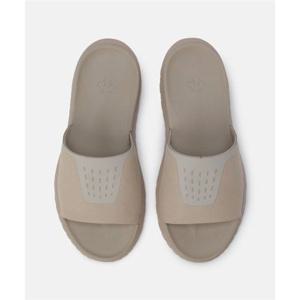 데상트 에너자이트 슬라이드 오이스터(SQ123LSD35) SQ123LSD35_OYST 279183