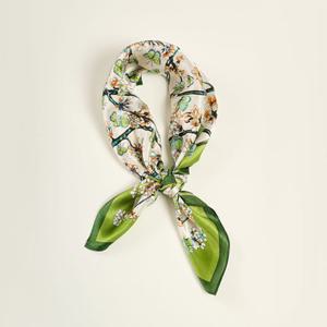 [비씨비지] 그리너 실크스카프 (B6S0A403) B6S0A403