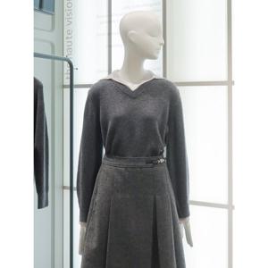 [쥬크] 배색 카라 브이넥 니트(Z254KSK002) Z254KSK002