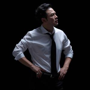 [예작] (양말증정)26년 신상 스판 이지케어 남성 긴팔 와이셔츠33종택1 YJ8WBS323NY