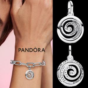판도라 793046C01 여자 남자 ME 나선형 메달리온 댕글 참 팬던트