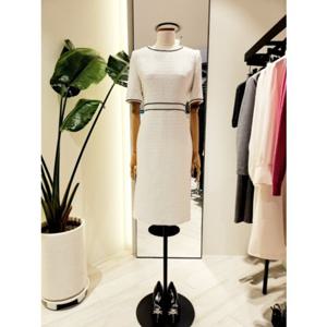 [모조에스핀] 라인 배색 트위드 아이보리 원피스 (J252MSE931) J252MSE931