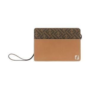 펜디 FF 스퀘어 스탠딩 클러치 베이지 7N0145AFF2F1M6E