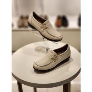 [금강 구두] 금강 랜드로바 여성 밴드 슬립온 화이트 LANSLS5213WG9 LANSLS5213WG9