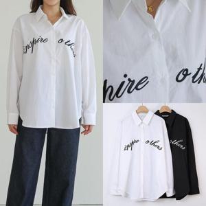 위쉬몰 WB 프론레터링자수카라셔츠(S585H408) 빅사이즈
