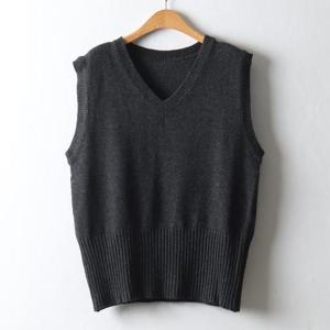 아이우먼 베이직브이넥니트조끼 EBJ528M412 빅사이즈