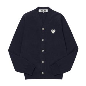 꼼데가르송 AX-N062-051 2 PLAY 플레이 화이트 하트 와펜 브이넥 공용 가디건