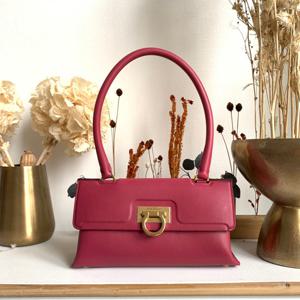 페라가모 스윙백 MELAGRANA 211495 754364