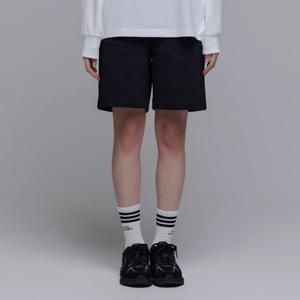 내셔널지오그래픽 N242UHP905 세미오버핏 컴포터블 하프 팬츠 CARBON BLACK