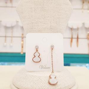 볼라레 세이브존01 가을하객룩 자개 언발 드롭 귀걸이 spe545