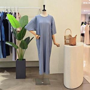 [포커스]FM5E9OP5192_텐션 루즈핏 롱 원피스