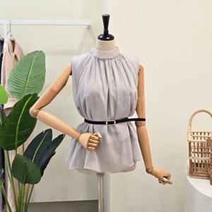 [포커스]FM5E9BL5184_셔링 벨티드 민소매 블라우스