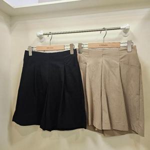 스테파니 HC07 4부 앞 핀턱 스판 반바지 N25NP5210