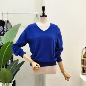 [포커스][대구백화점SG]  FW3J7KT02194_컬러 솔리드 브이넥 니트