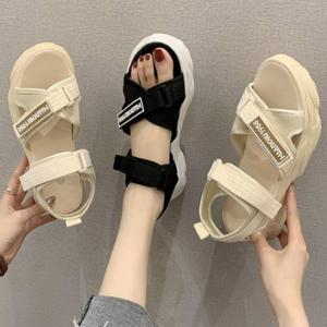 [베리슈]베리슈 여성 6cm 발편한 쿠션 플랫폼 스트랩샌들 샌달