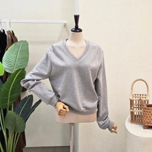 [포커스]FW5J3TS31791_솔리드 딥 브이넥 맨투맨 티셔츠