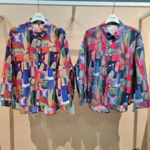 라티움 HC34 봄 품편한 화려한문양패턴 면남방셔츠 T2613bl21