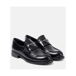 프라다 로고 레더 로퍼 P00871952