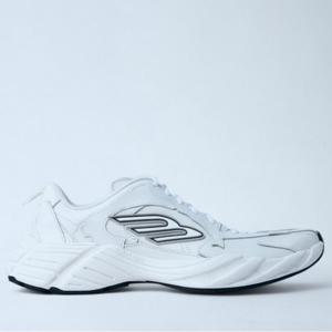 26 SS 발렌시아가 B Monday 먼데이 로고 디테일 레더 스니커즈 화이트 825418 WDTSC 911