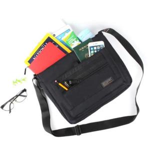 [패션] 캐주얼 메신저 스퀘어백 남자 가방 크로스 여행 보조