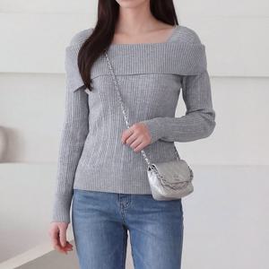 [올리비에스클로젯] 오프숄더 골지 니트_O2603KN025A