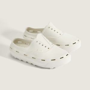 [반스] 어센틱 폼 뮬 마시멜로우 화이트 VN000E7QFS8