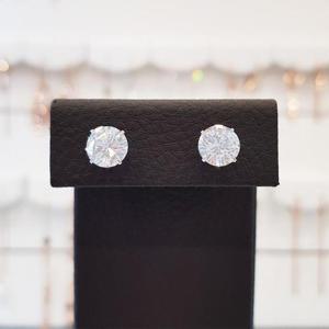 볼라레 세이브존01 주얼리 캐럿큐빅 써지컬스틸귀걸이 6.5mm SSE482