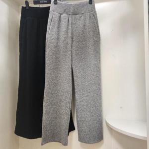 뱅뱅 HC15 뱅뱅 가을 겨울 여성 자수레터링 골지 트레이닝팬츠 NPKT77