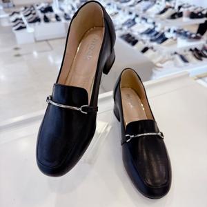 [무크]여성 메탈 장식 드레스 로퍼 522104 QA 블랙