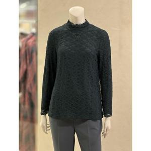 벨리시앙 세이브존01 하이넥 플라워 자수 블라우스(2color) BL4325