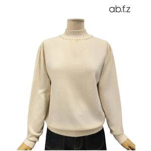 [에이비에프지]진주 단추 포인트 반폴라 니트 APA1NW31A