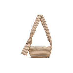 Issey Miyake 숄더백 베이지 리니어 니트 58 숄더백 261809F048002